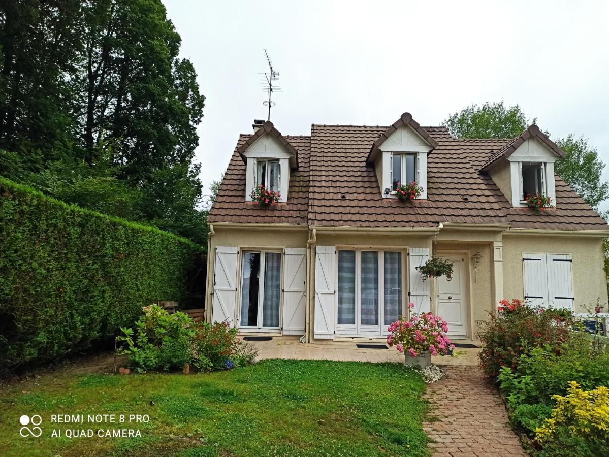 Chambre D Hote A 20 Min De Versailles Le Mesnil-Saint-Denis Exterior photo